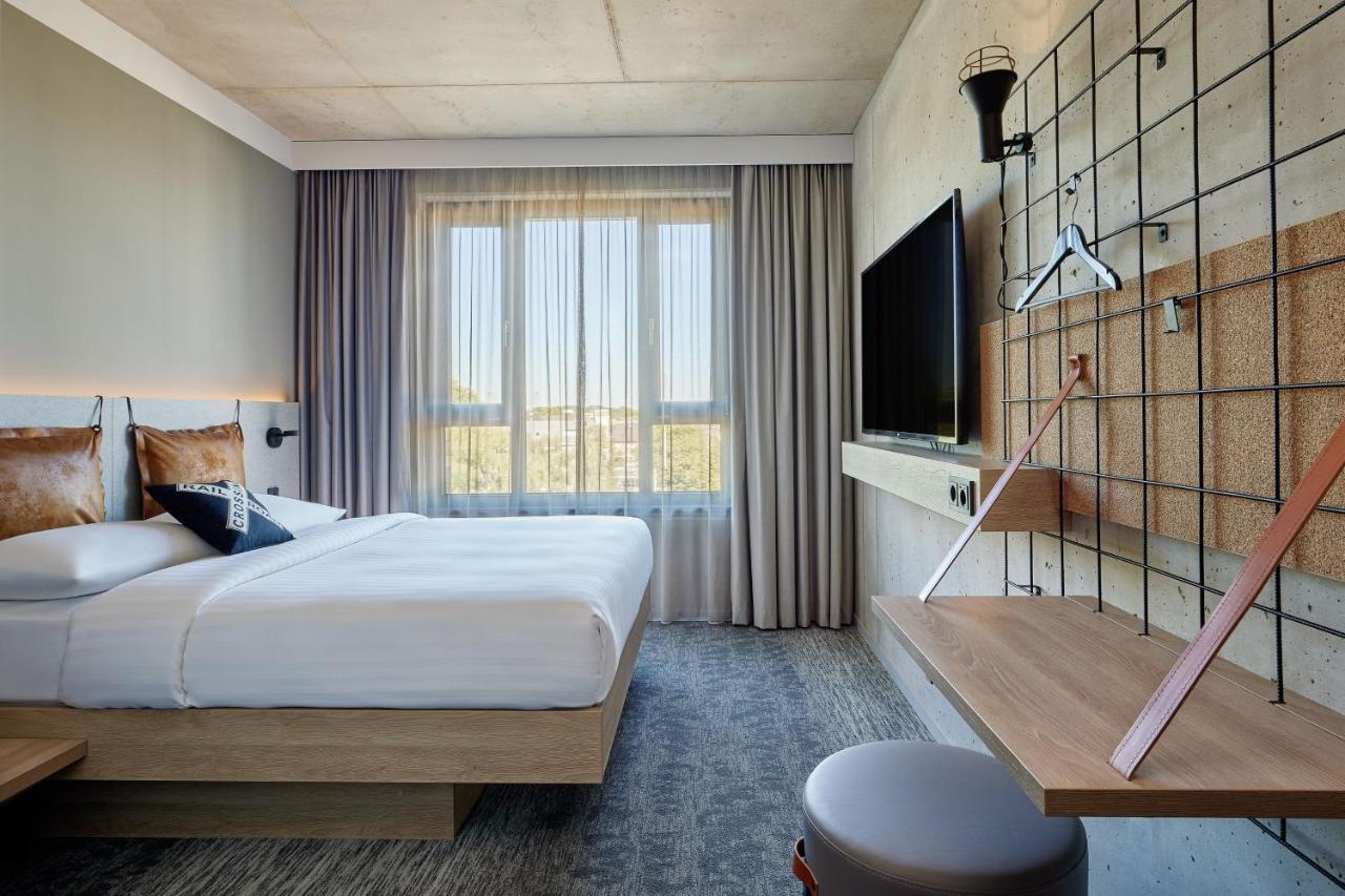 Moxy Cologne Muelheim Hotel ภายนอก รูปภาพ