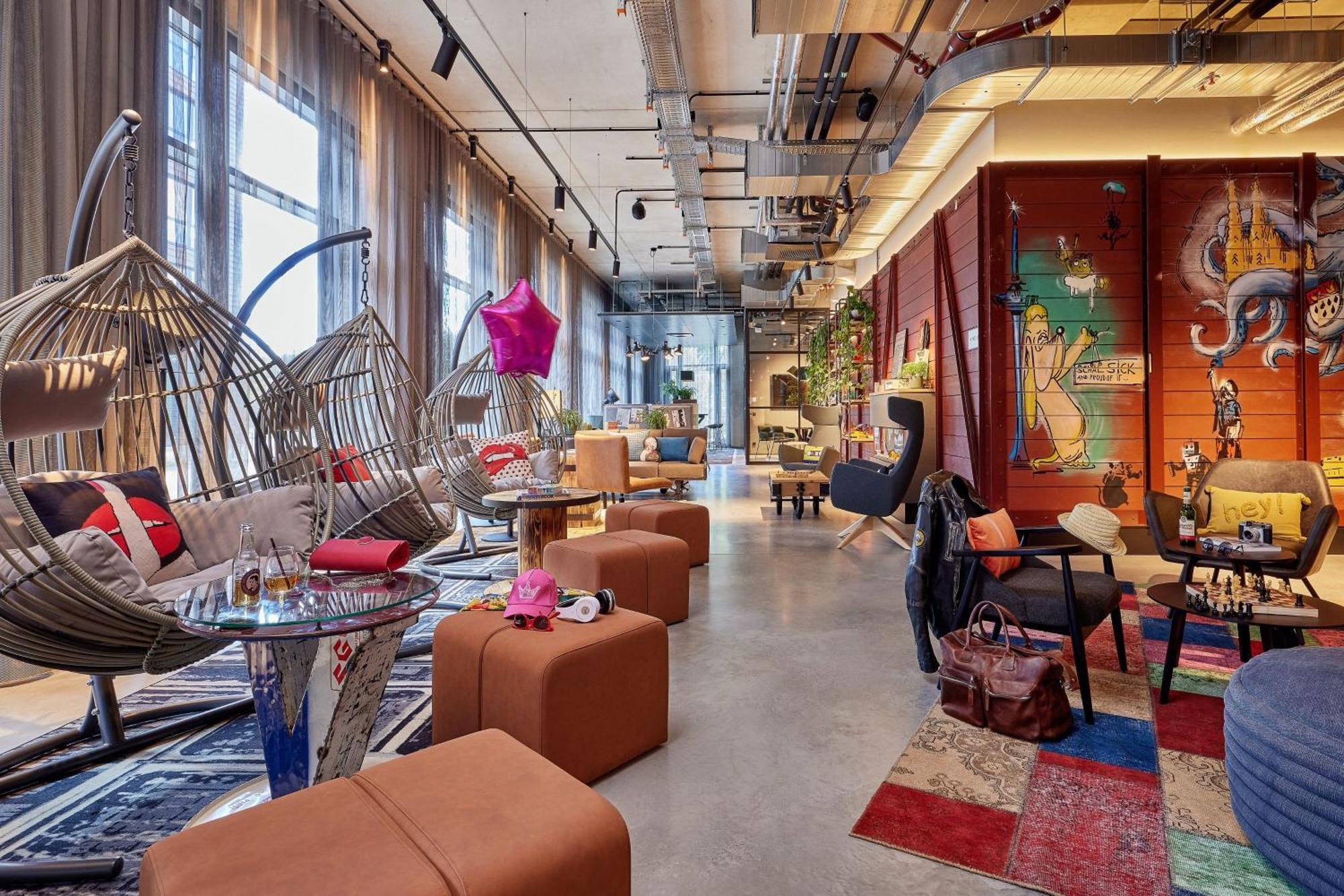 Moxy Cologne Muelheim Hotel ภายนอก รูปภาพ